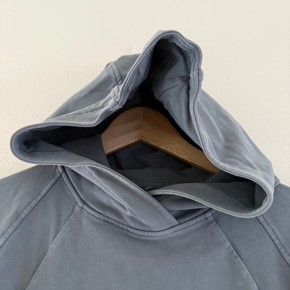 Lululemon Scuba Pullover Hoodie Sweater Washed Blue Women’s Size 6 - Picture 2 of 9